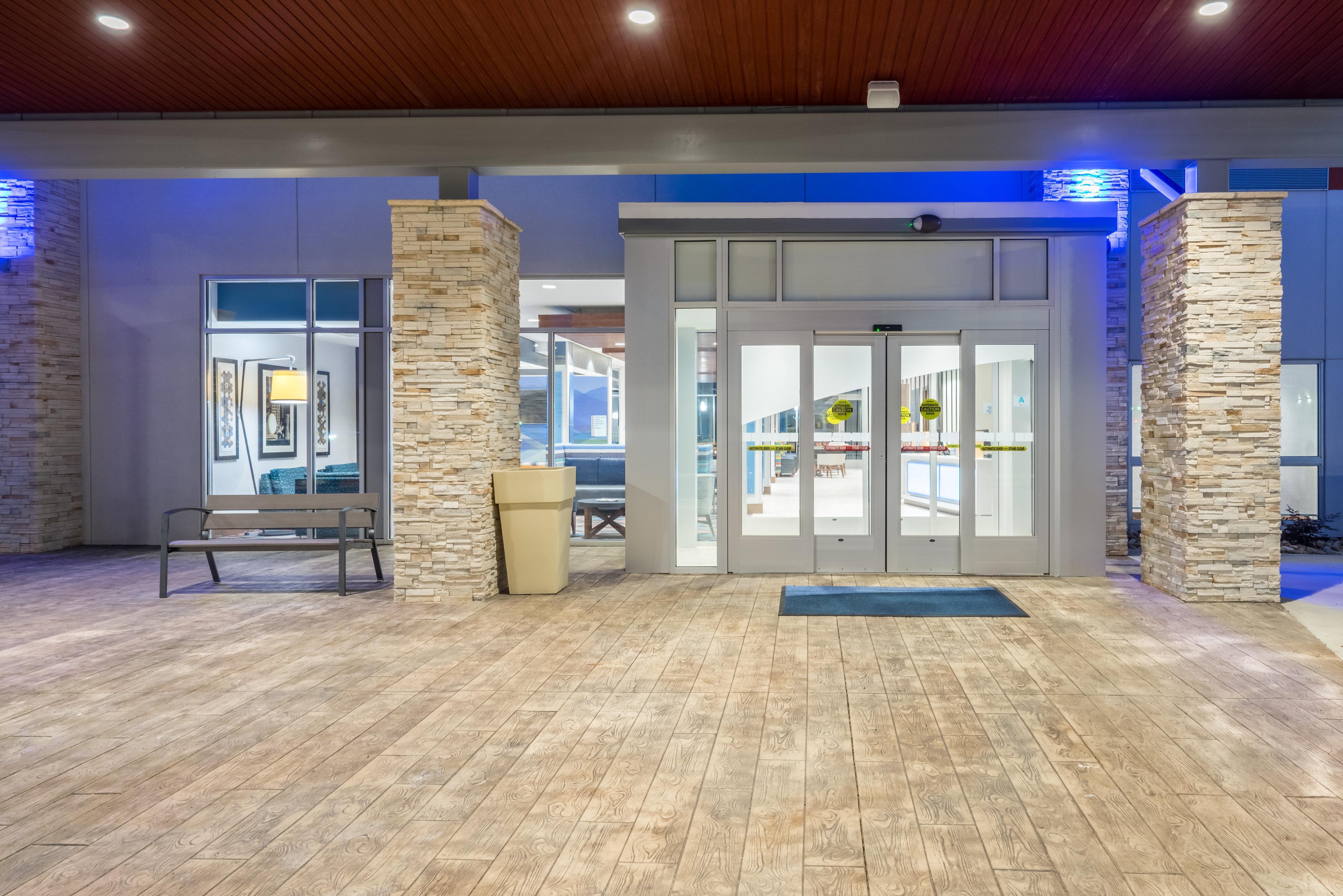 Holiday Inn Express & Suites Greenville Se - Simpsonville By Ihg Exterior photo